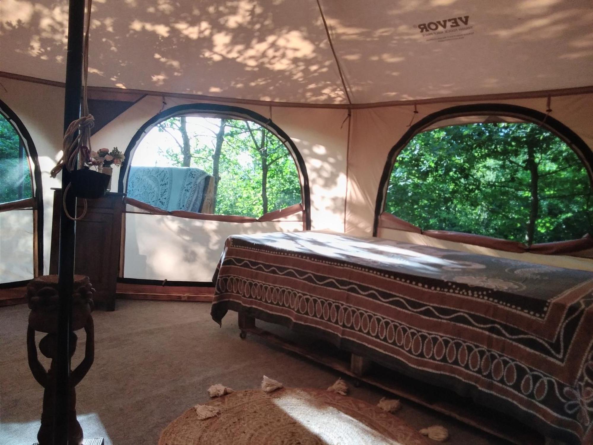 Tente Safari Lodge Dans Foret Luxuriante Vielle-Tursan Exterior photo