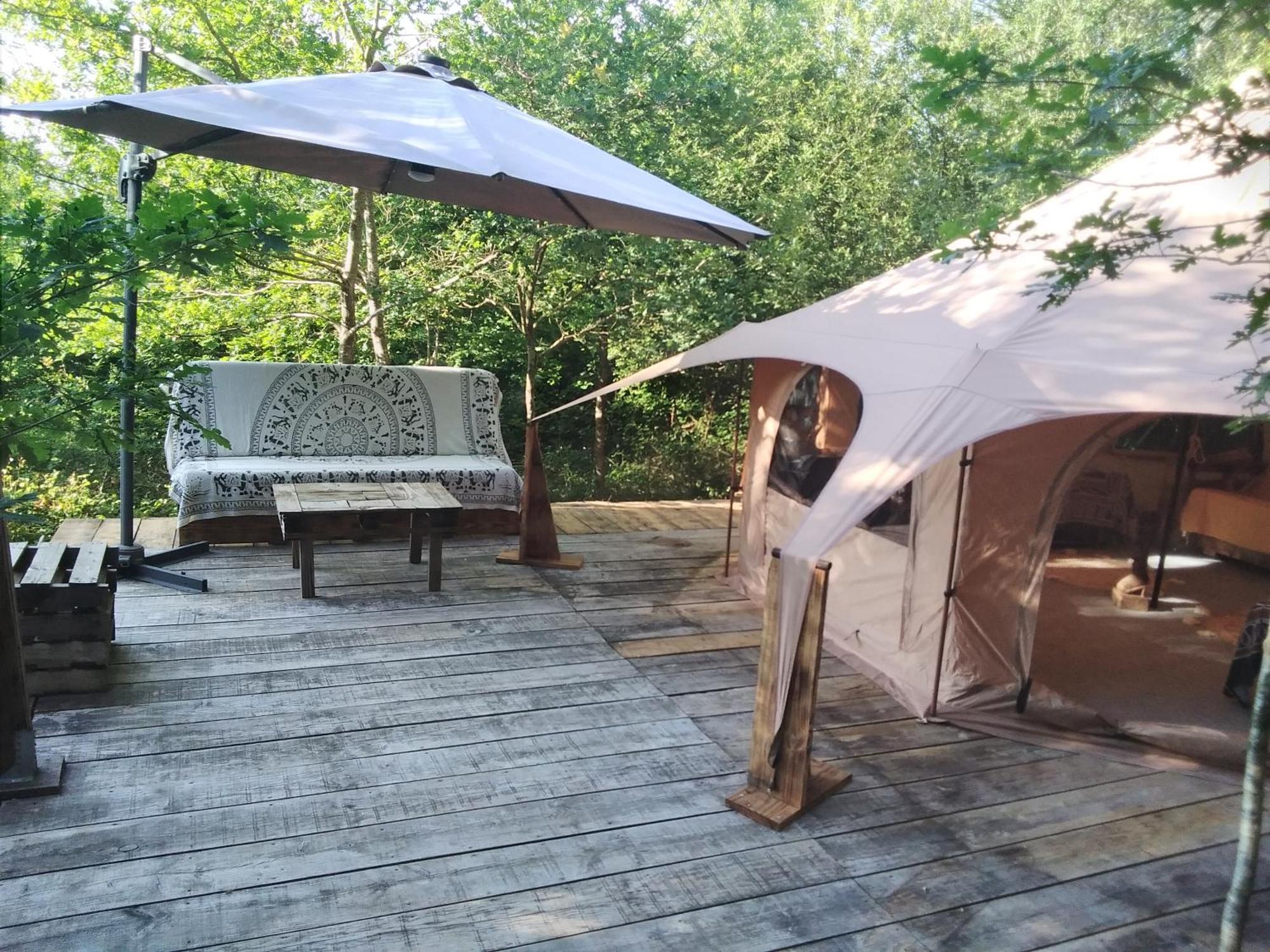 Tente Safari Lodge Dans Foret Luxuriante Vielle-Tursan Exterior photo