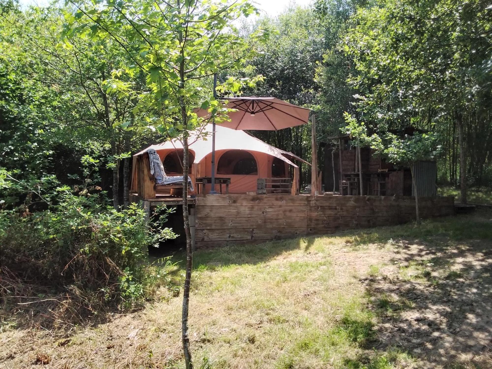 Tente Safari Lodge Dans Foret Luxuriante Vielle-Tursan Exterior photo